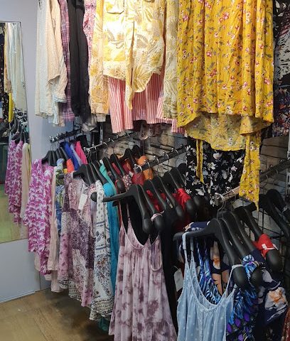 Fashion Factor Boutique - دمستان، - +973 3444 7865
